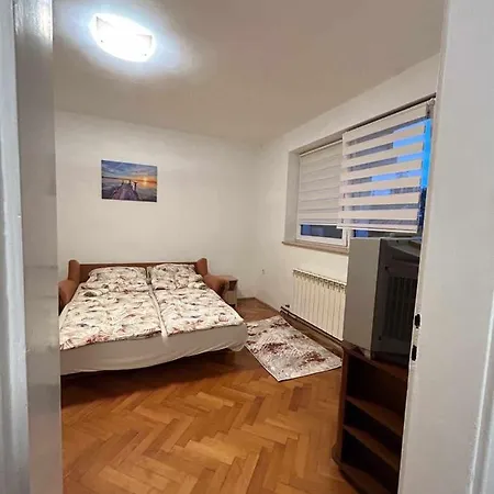 View Apartamento *